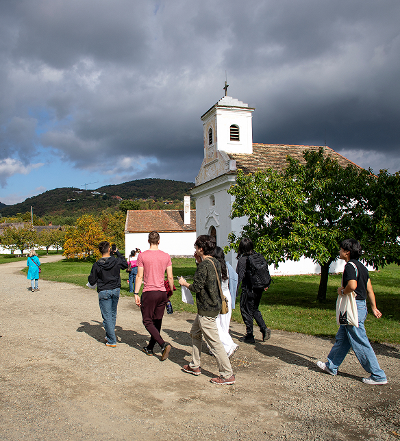 gallery.images.photo6